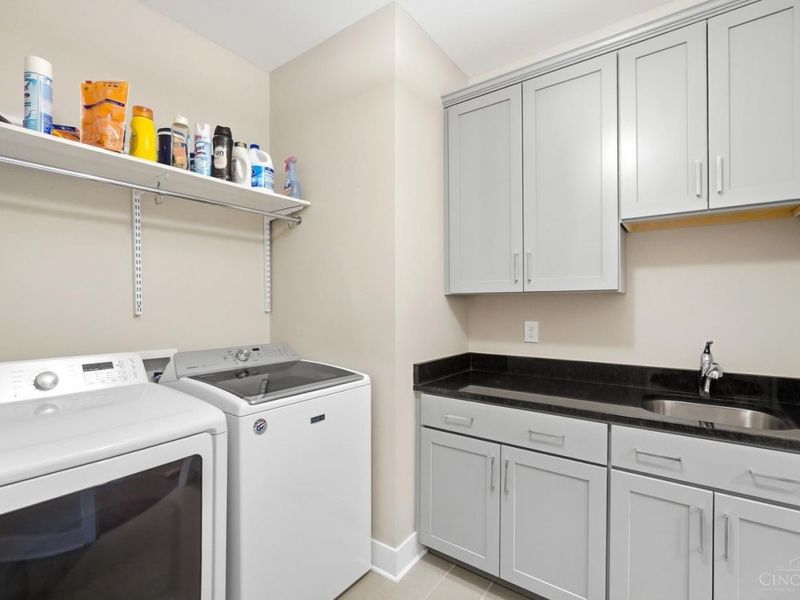 8009 Bennington Drive, West Chester, OH 45241 Photo 31