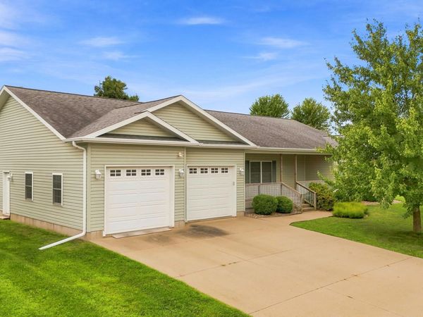 403 W Walnut Street, Danville, IA 52623