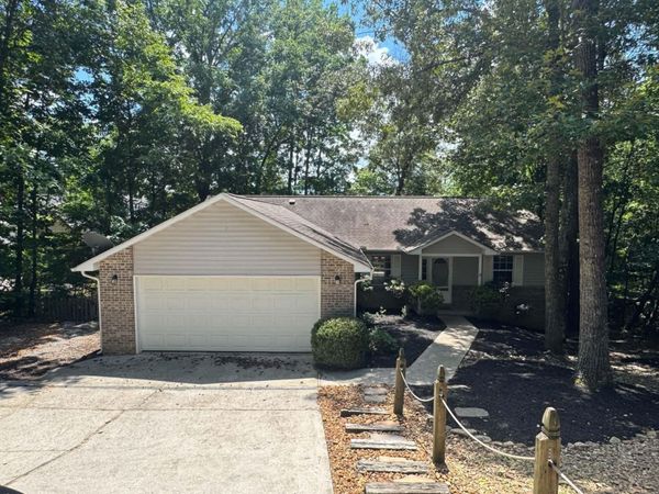 219 Daleyuhski Lane , Loudon, TN 37774