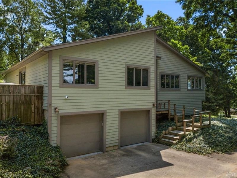 303 E Whipp Road, Washington Township, OH 45459 Photo 5