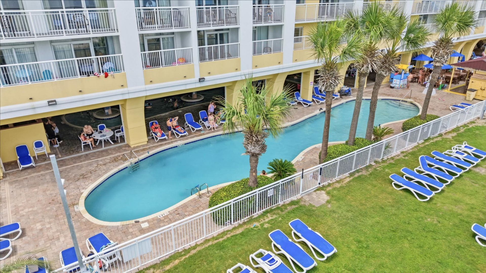2000 N Ocean Blvd. Photo 17