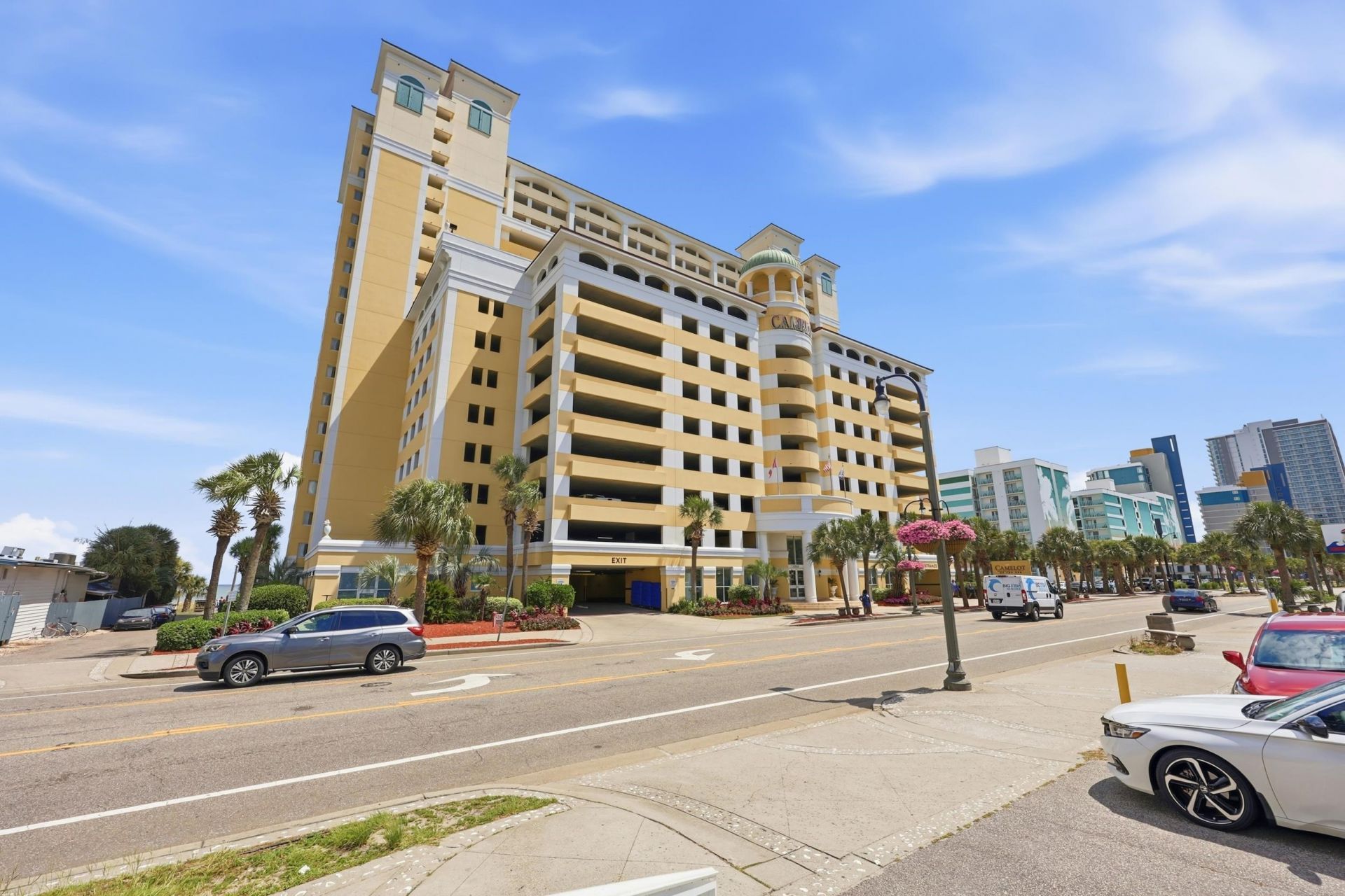2000 N Ocean Blvd. Photo 22