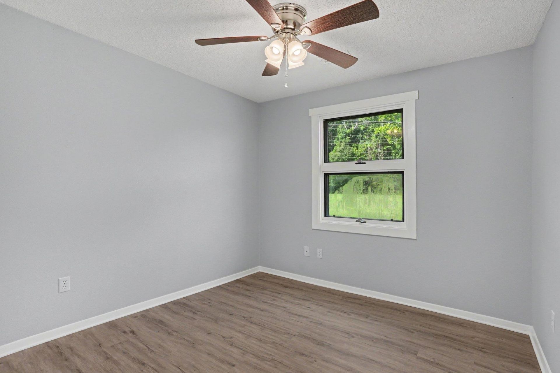3931 Spruce Dr. Photo 13