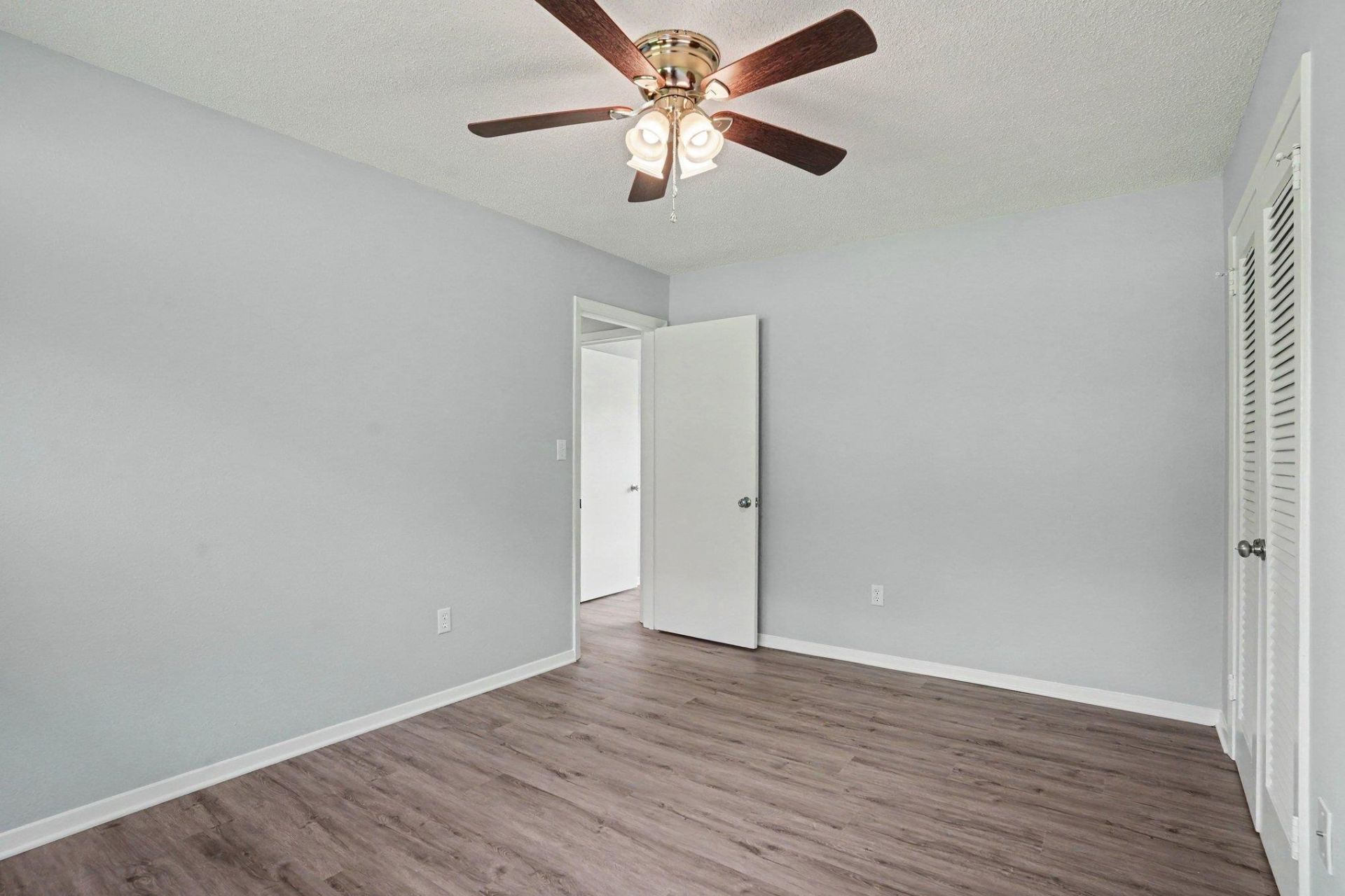 3931 Spruce Dr. Photo 16