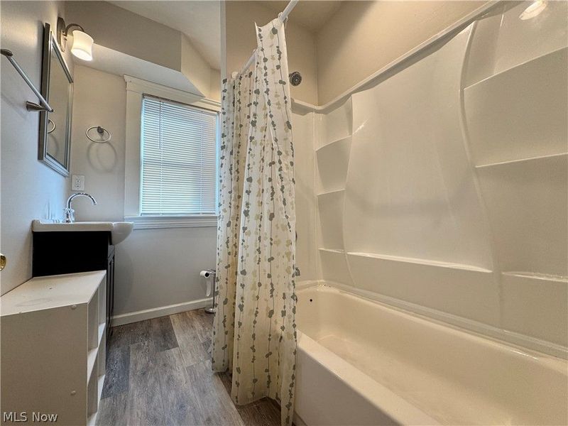 1481 E 106th Street, Cleveland, OH 44106 Photo 16