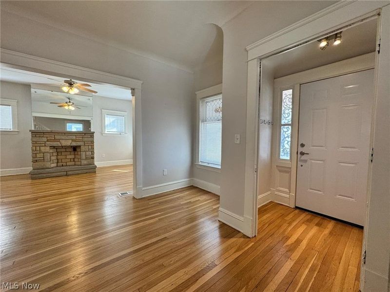 1481 E 106th Street, Cleveland, OH 44106 Photo 2