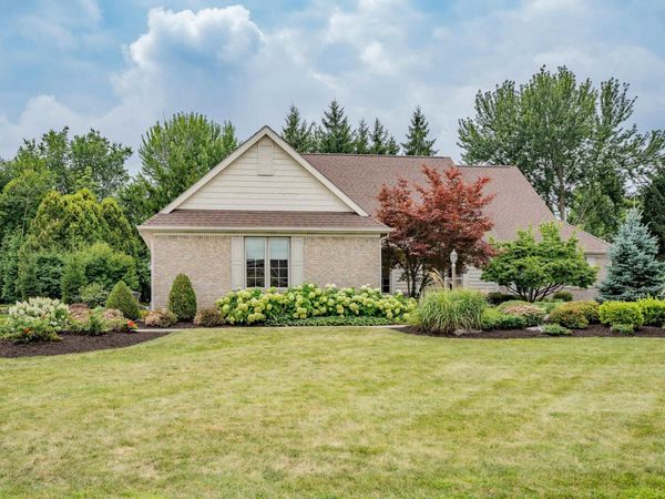 10733 Homestead Hills Drive, Fort Wayne, IN 46804