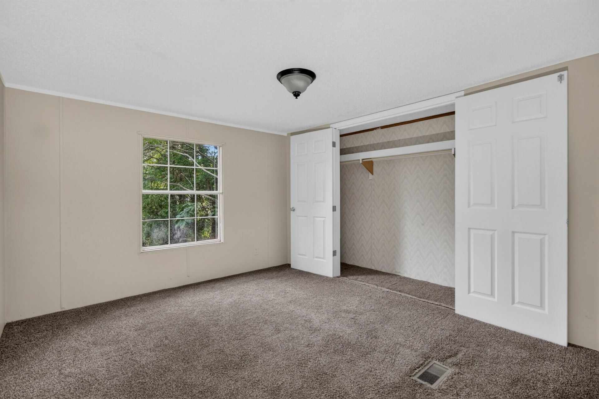 106 Keyes Lane Photo 18