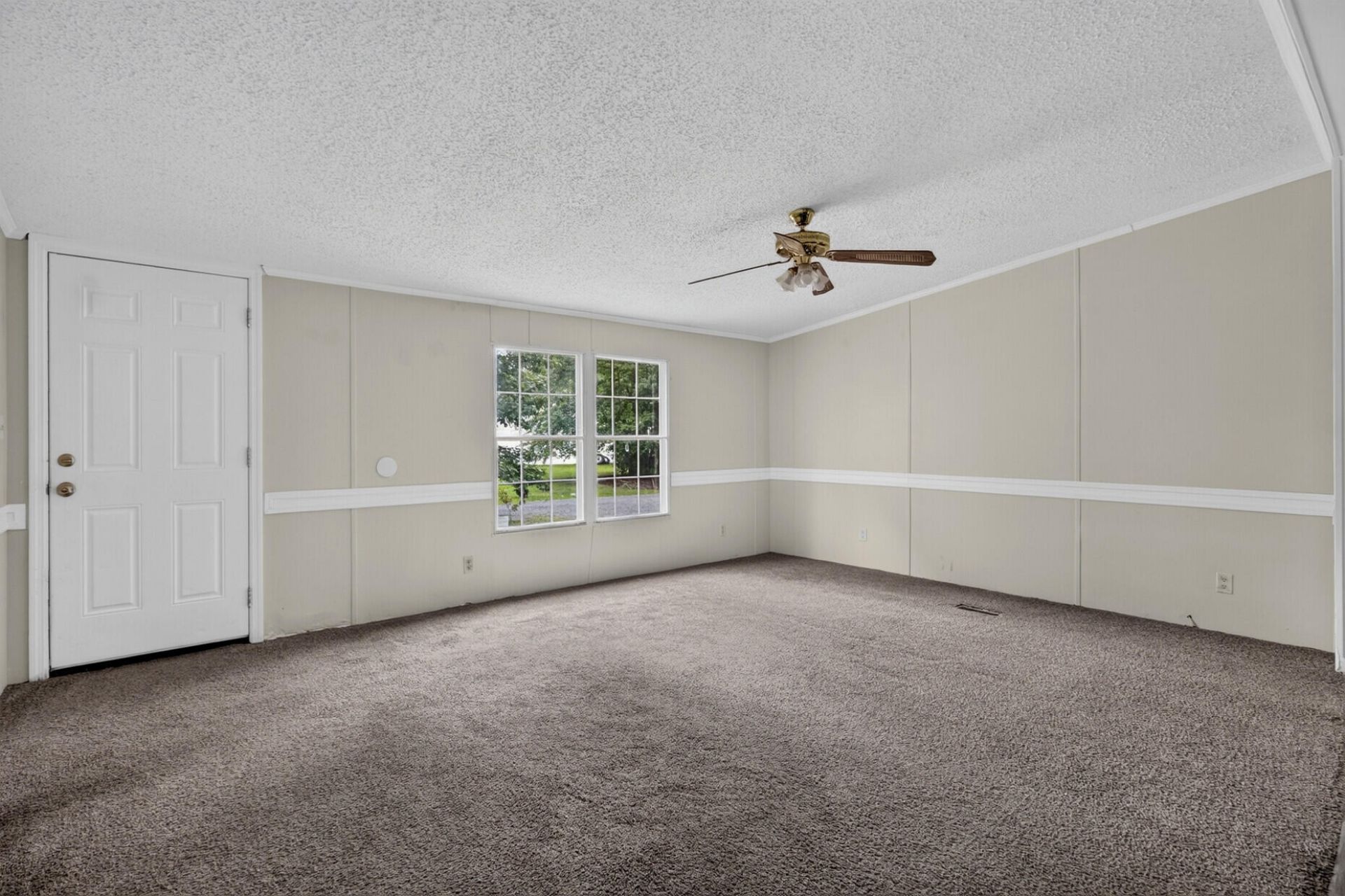 106 Keyes Lane Photo 6