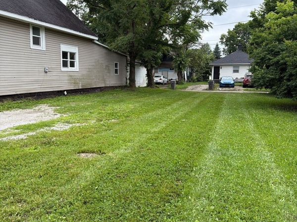 1122 N Mount Street , Indianapolis, IN 46222