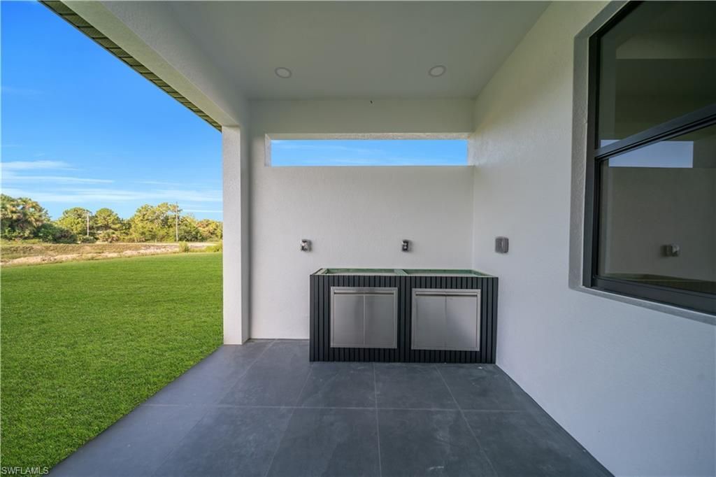 695 Whitmore Loop , Lehigh Acres, FL 33972 Photo