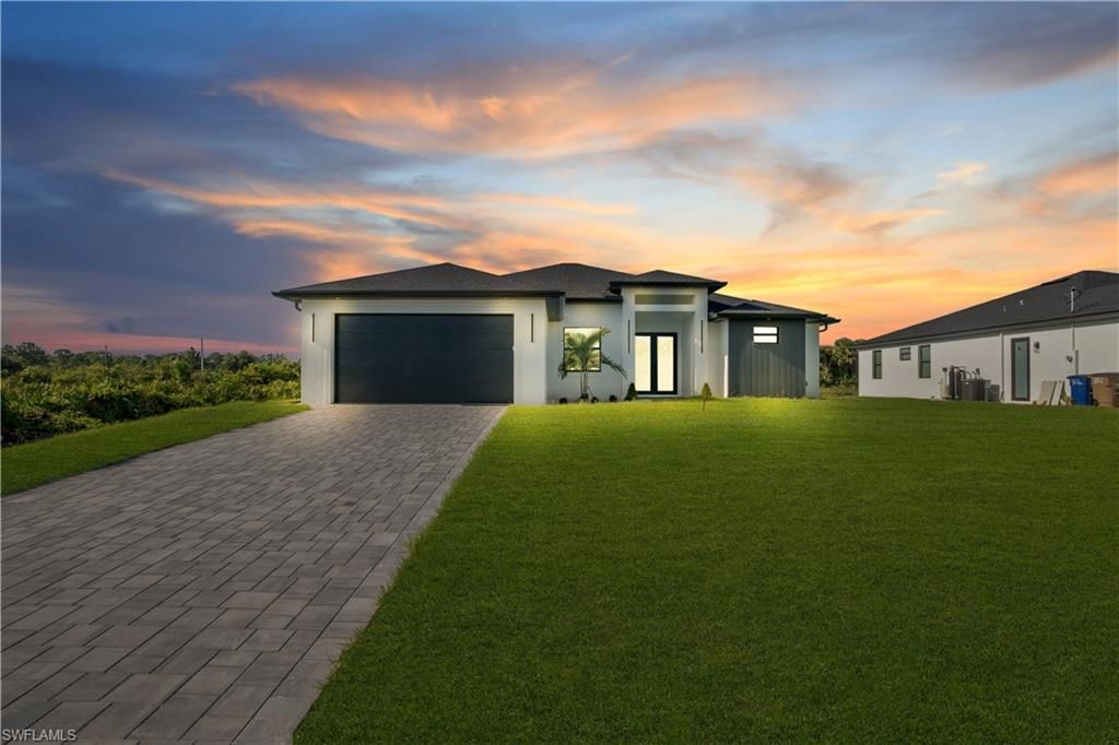 695 Whitmore Loop , Lehigh Acres, FL 33972 Photo