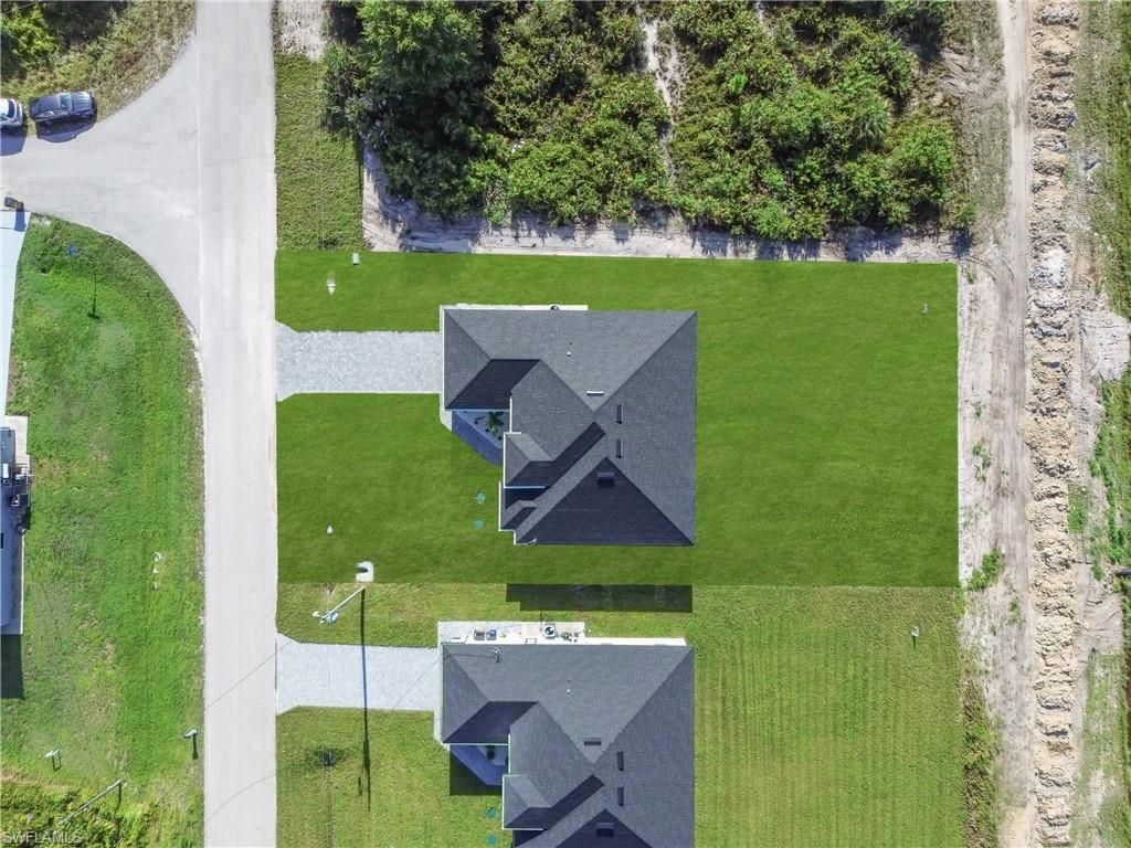 695 Whitmore Loop , Lehigh Acres, FL 33972 Photo