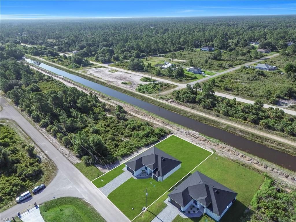 695 Whitmore Loop , Lehigh Acres, FL 33972 Photo