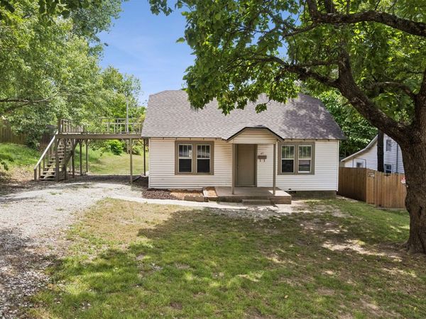 417 E 17th Street , Ada, OK 74820