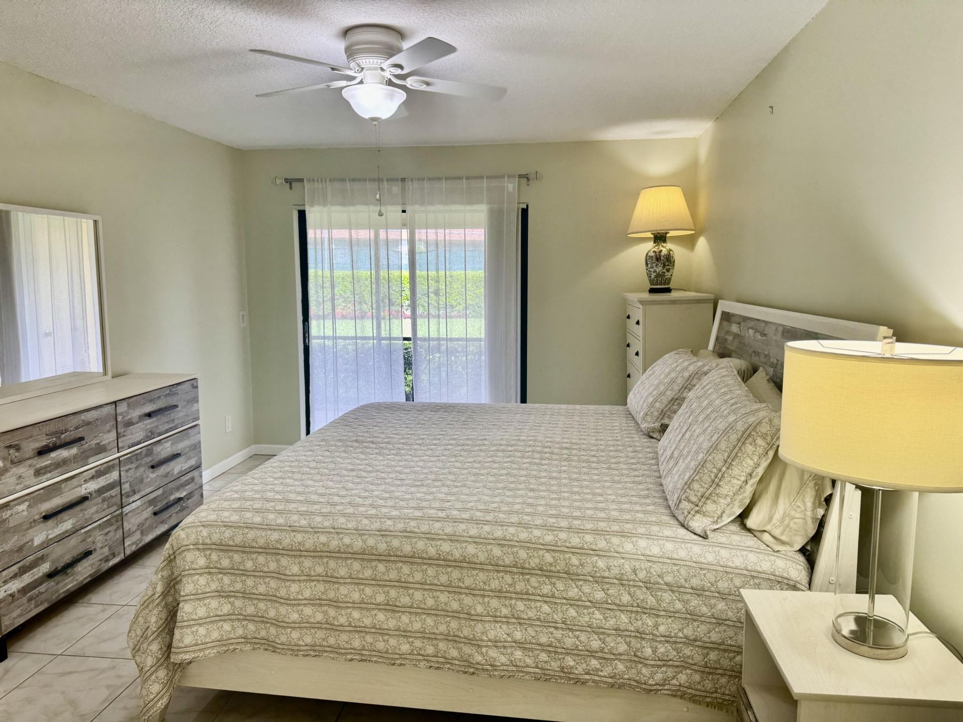 901 Pinecrest Circle, Unit B, Jupiter, FL 33458 Photo