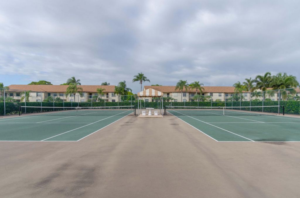 901 Pinecrest Circle, Unit B, Jupiter, FL 33458 Photo