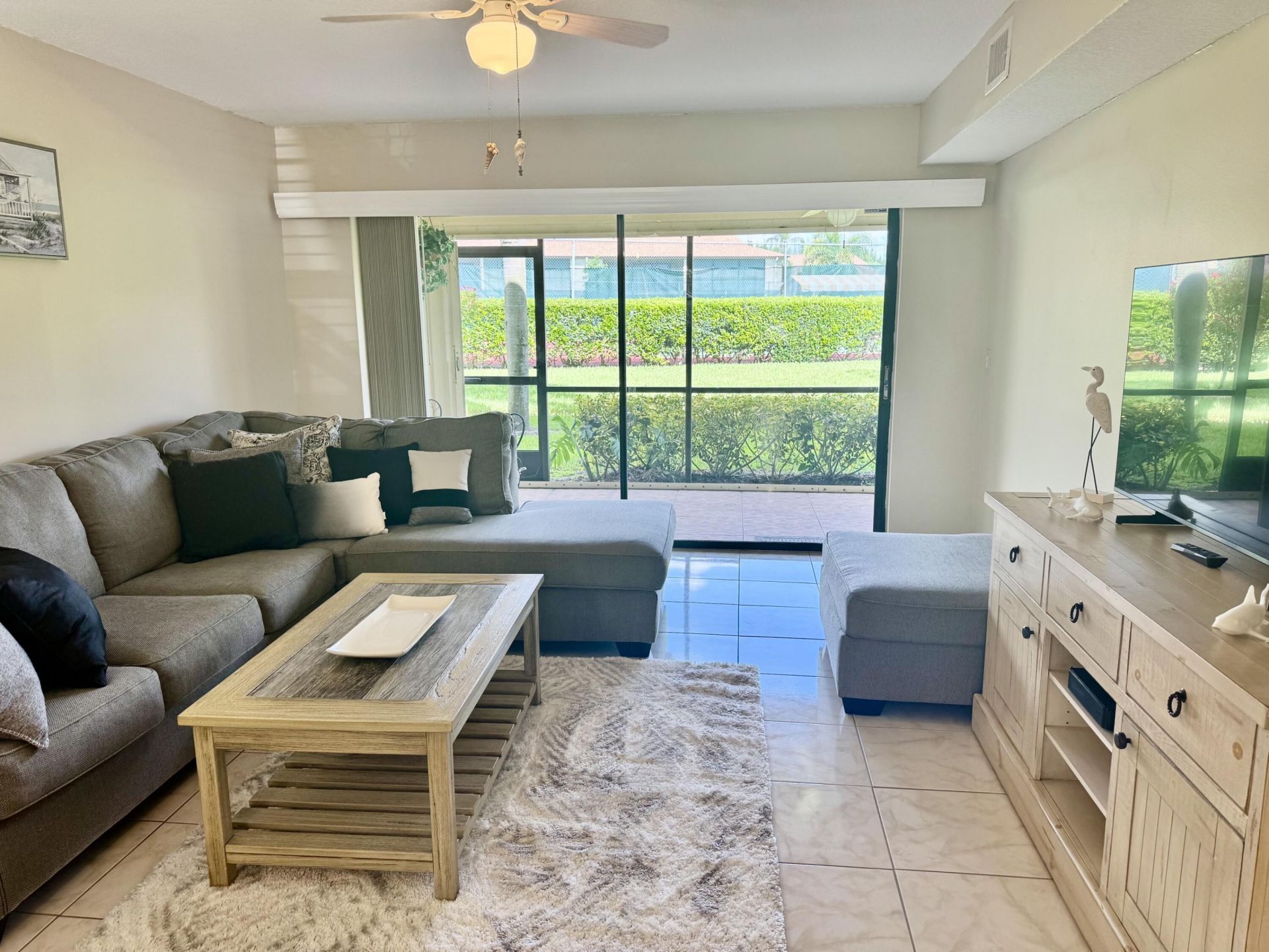 901 Pinecrest Circle, Unit B, Jupiter, FL 33458 Photo