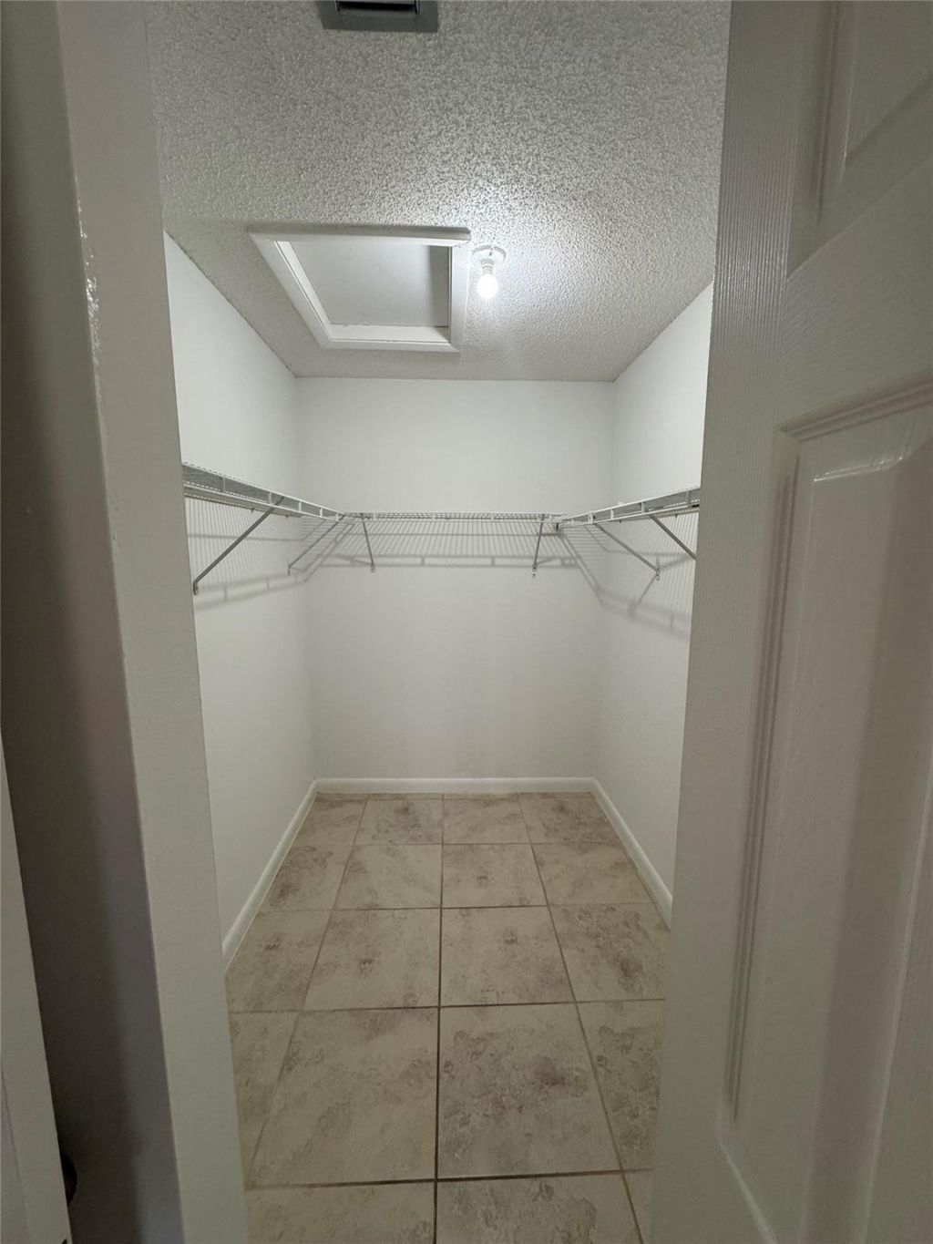445 Lakeview Drive, Unit 3, Weston, FL 33326 Photo