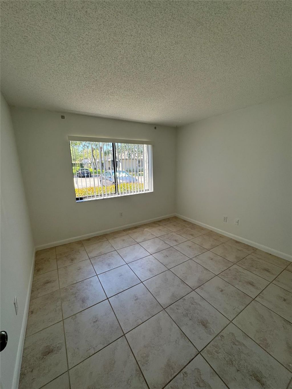445 Lakeview Drive, Unit 3, Weston, FL 33326 Photo
