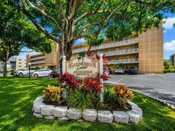 1025 SE 4th Avenue, Unit 101, Dania Beach, FL 33004