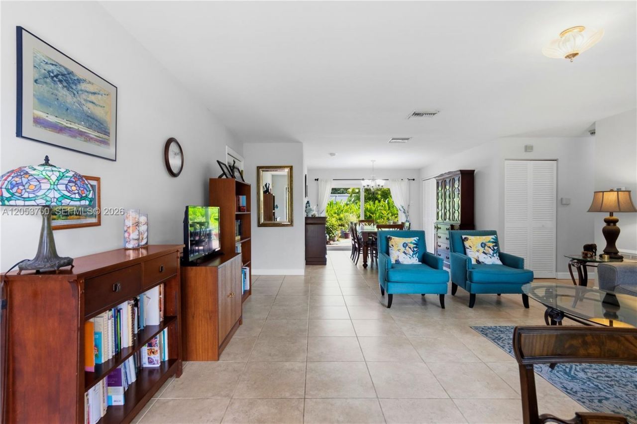 8445 SW 181st Ter , Palmetto Bay, FL 33157 Photo