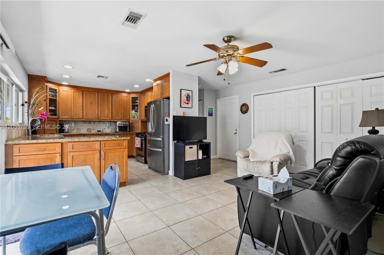8445 SW 181st Ter , Palmetto Bay, FL 33157 Photo