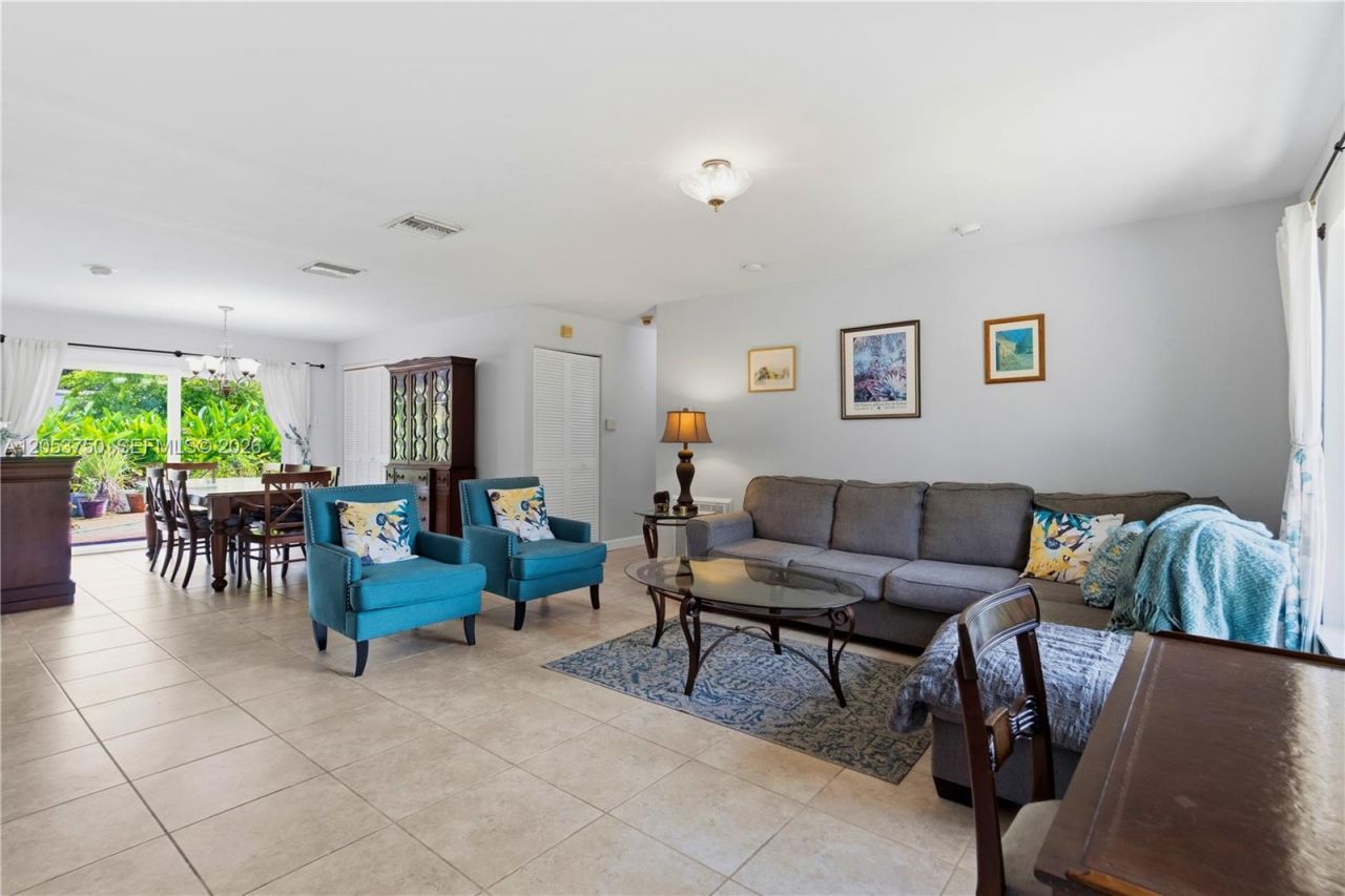 8445 SW 181st Ter , Palmetto Bay, FL 33157 Photo