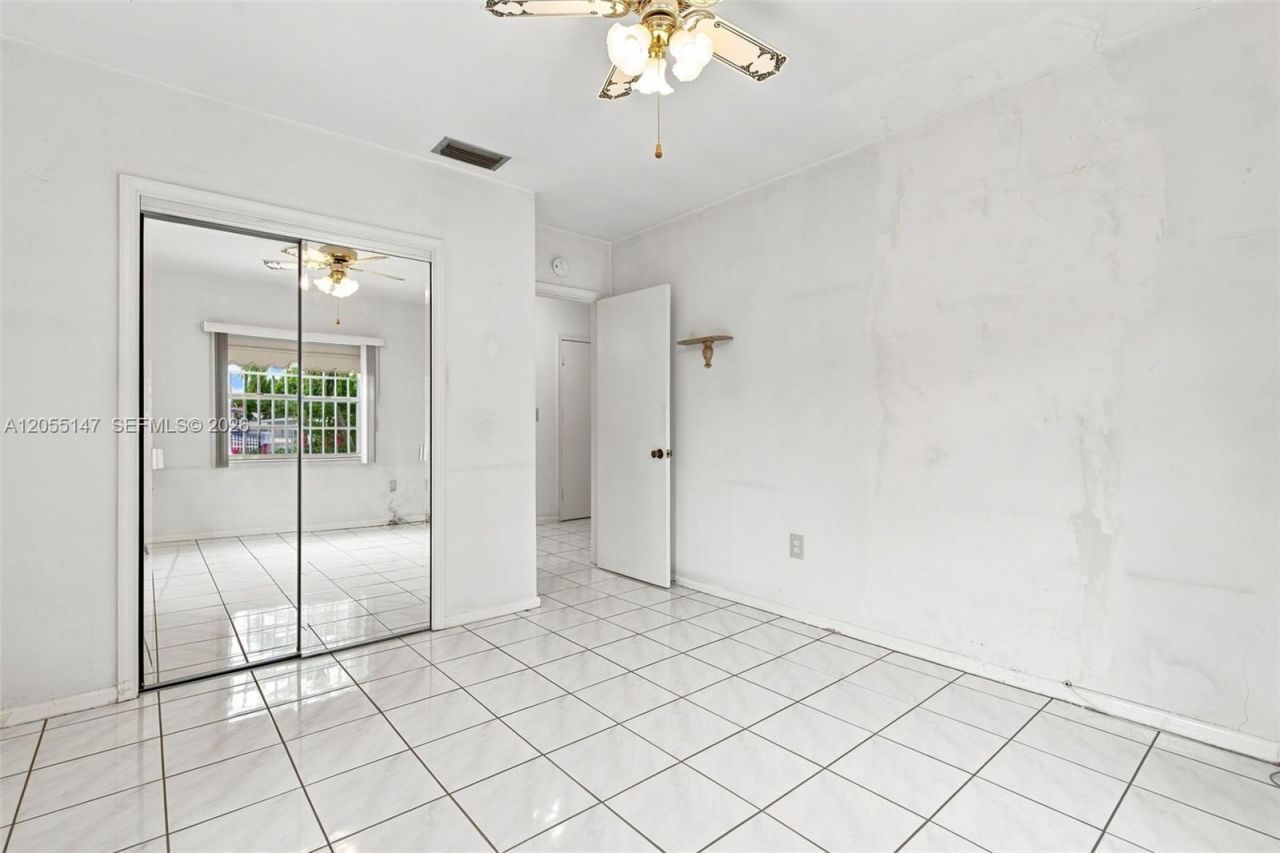 636 E 48th St, Hialeah, FL 33013 Photo