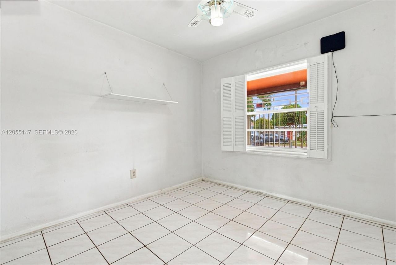 636 E 48th St, Hialeah, FL 33013 Photo