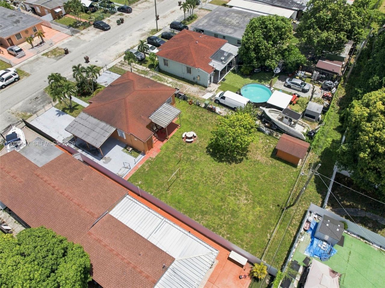 636 E 48th St, Hialeah, FL 33013 Photo