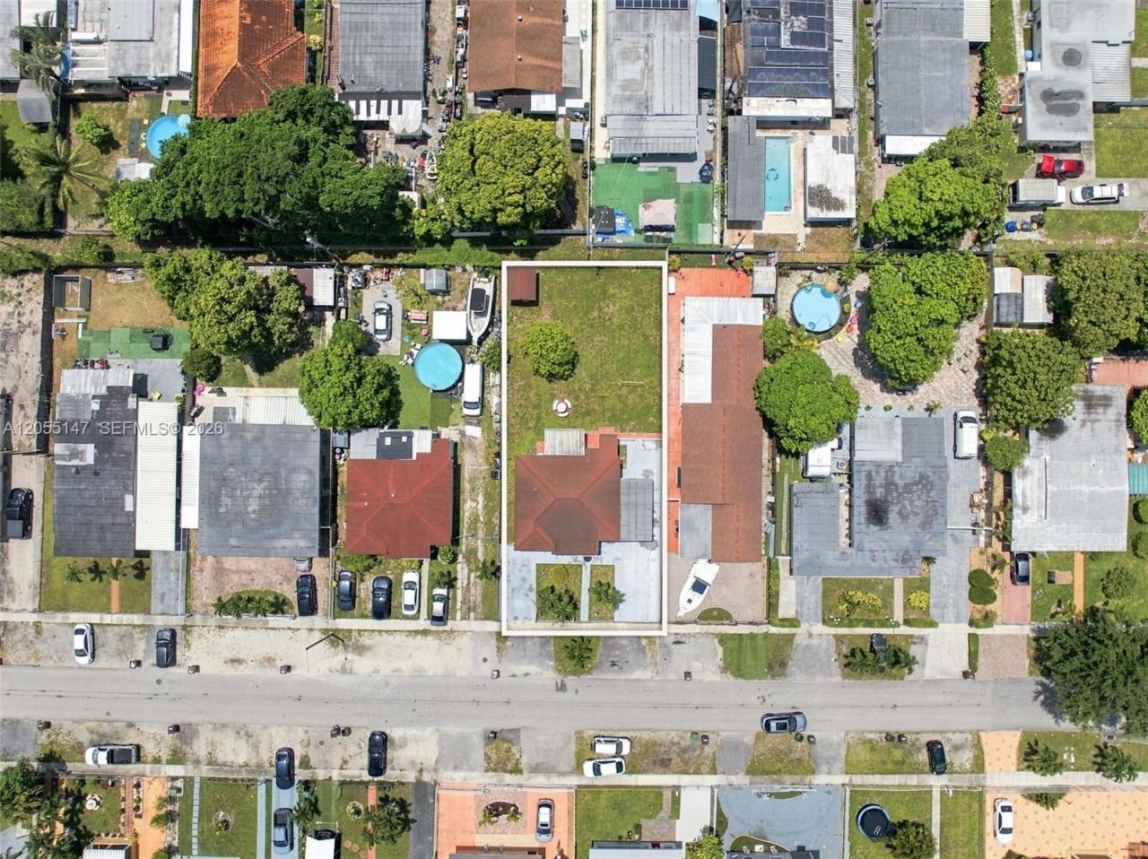 636 E 48th St, Hialeah, FL 33013 Photo