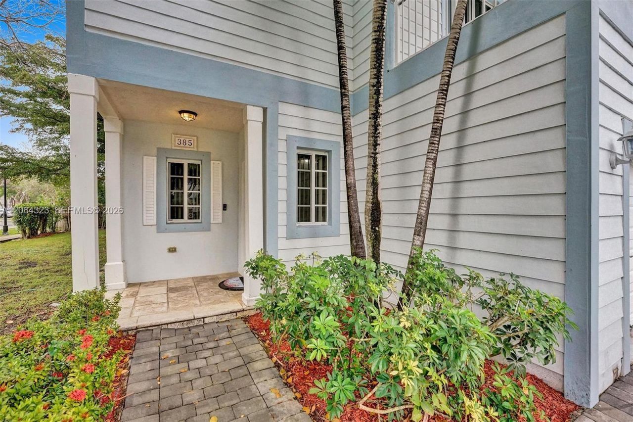 385 NE 31st Ave , Homestead, FL 33033 Photo