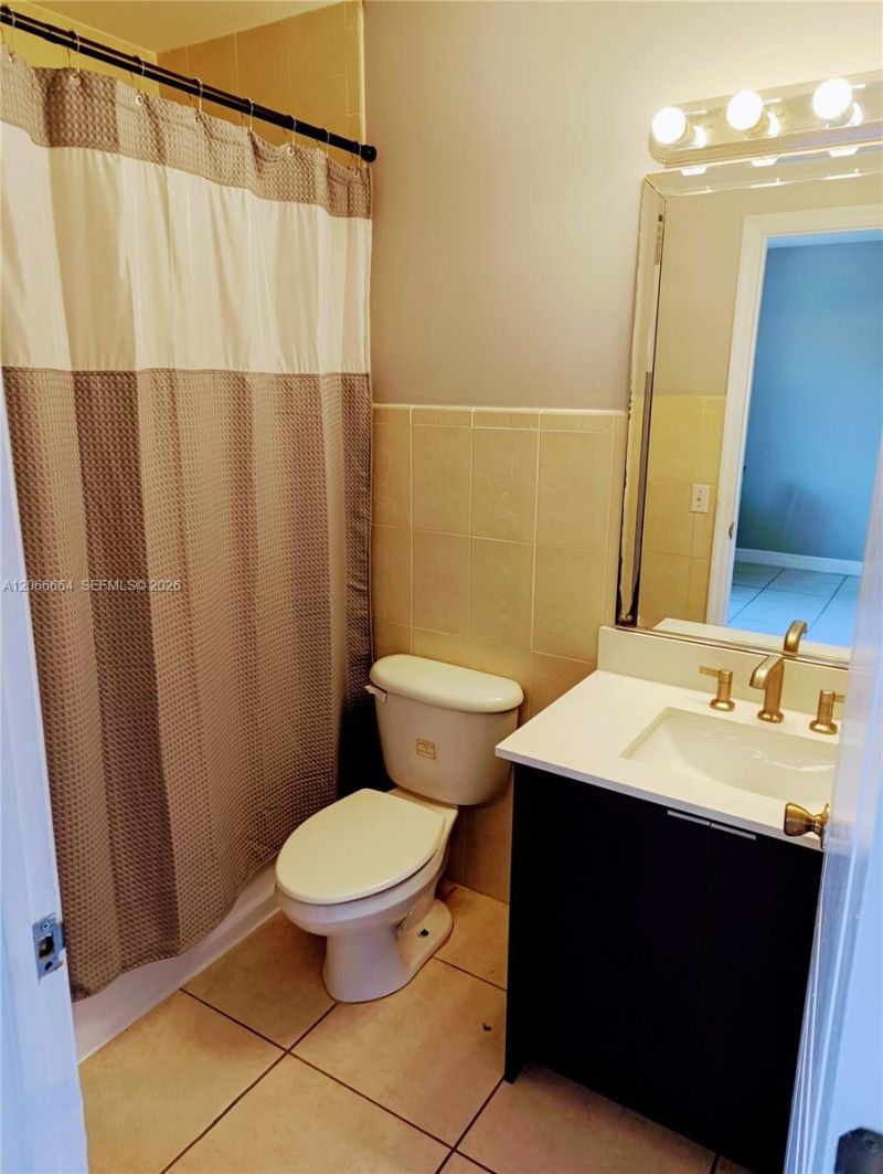 2884 SW 36th Ave , Miami, FL 33133 Photo