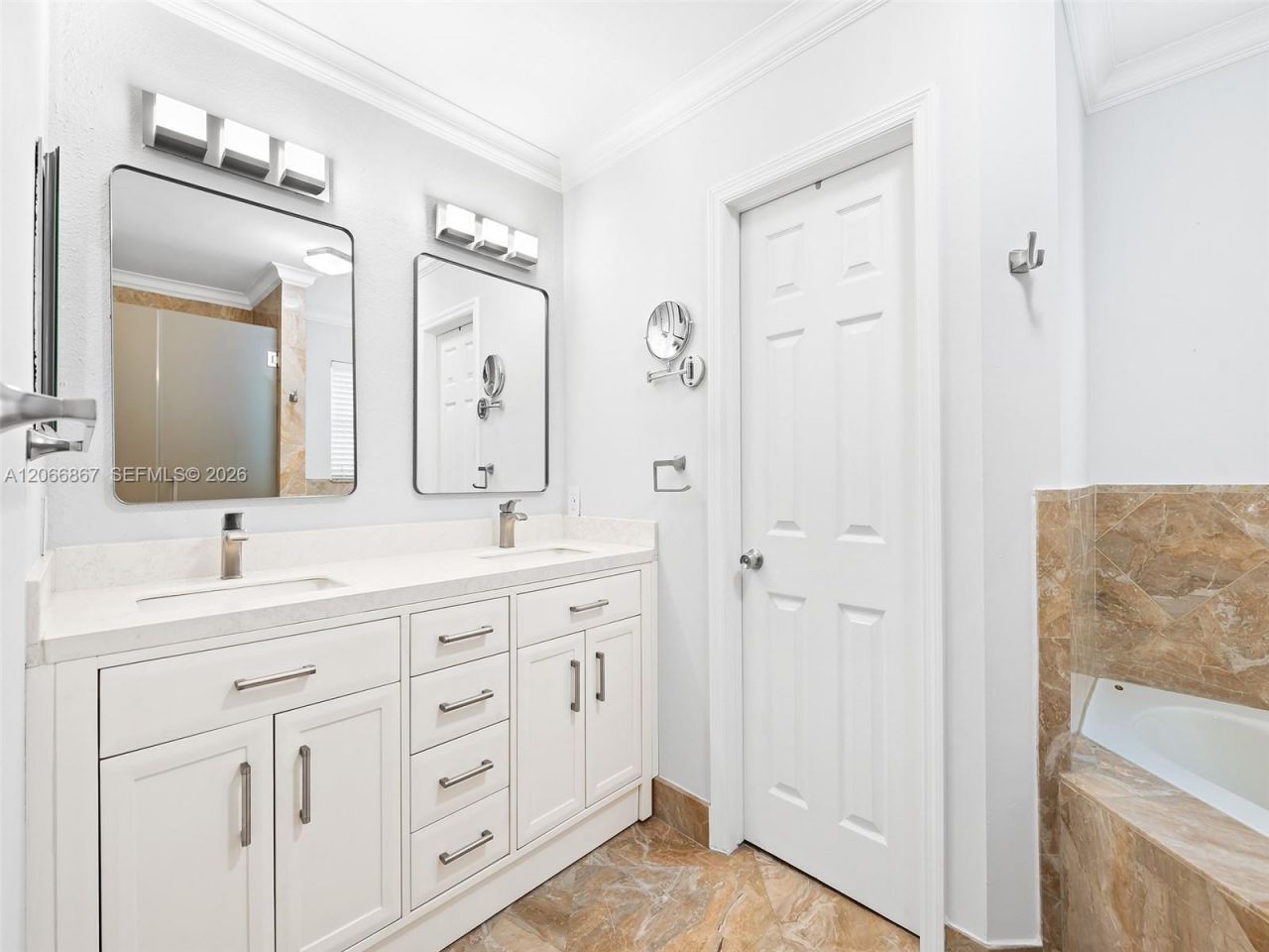 1515 Seagrape Way, Hollywood, FL 33019 Photo