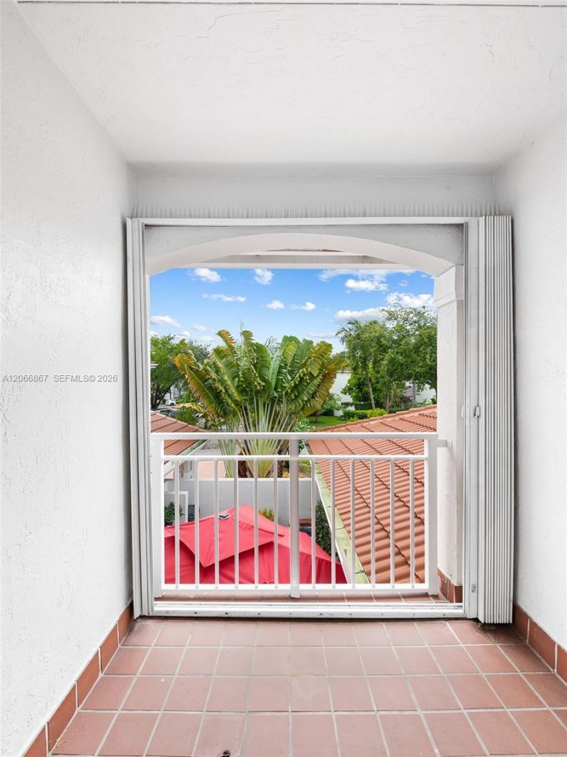 1515 Seagrape Way, Hollywood, FL 33019 Photo