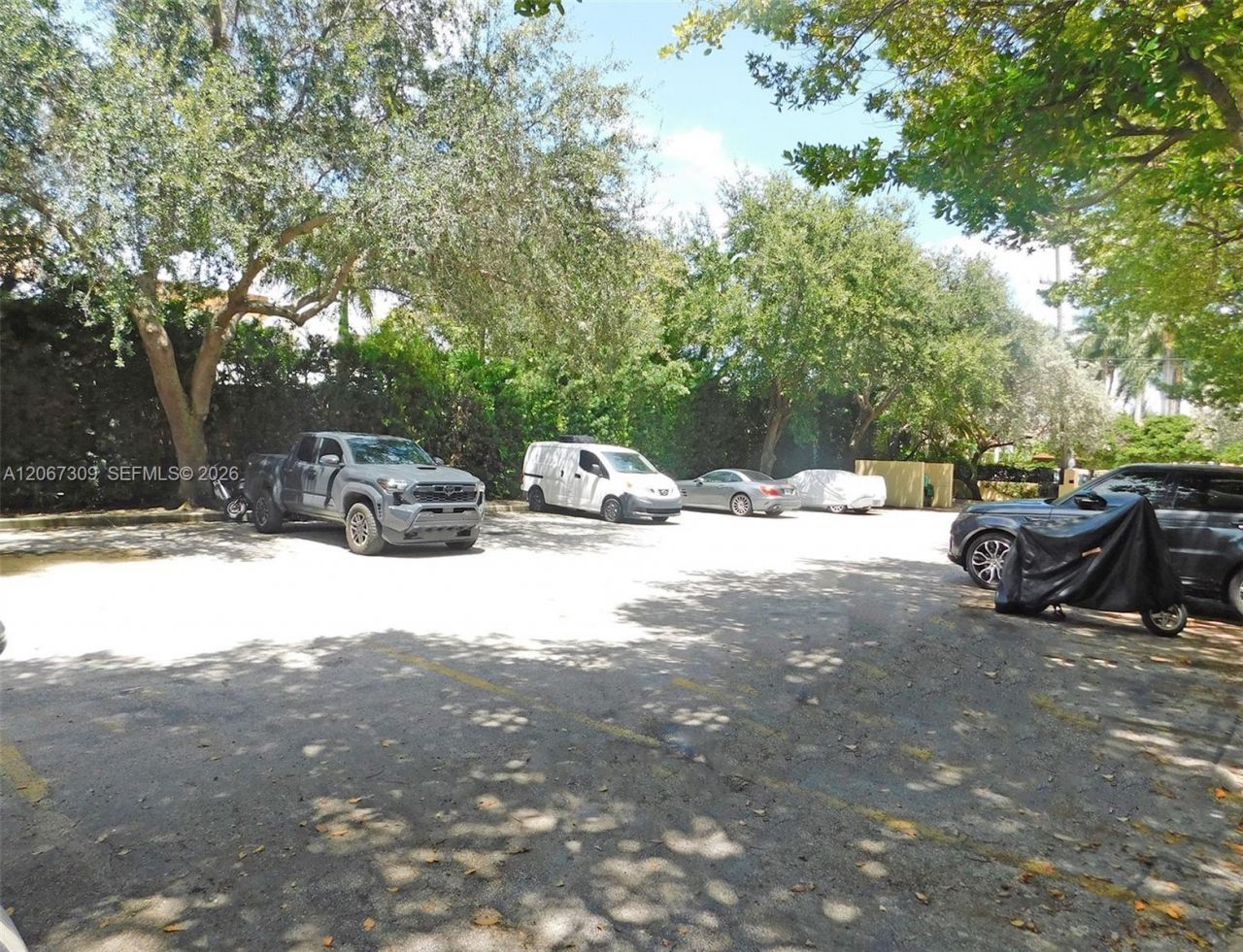 4812 Pine Tree Dr, Unit 206, Miami Beach, FL 33140 Photo