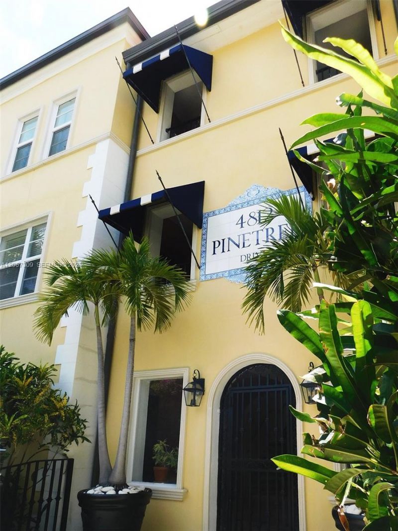 4812 Pine Tree Dr, Unit 206, Miami Beach, FL 33140 Photo