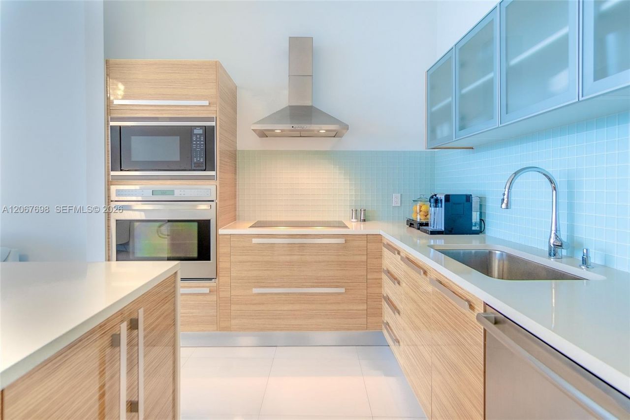 2020 N Bayshore Dr , Unit 2404, Miami, FL 33137 Photo