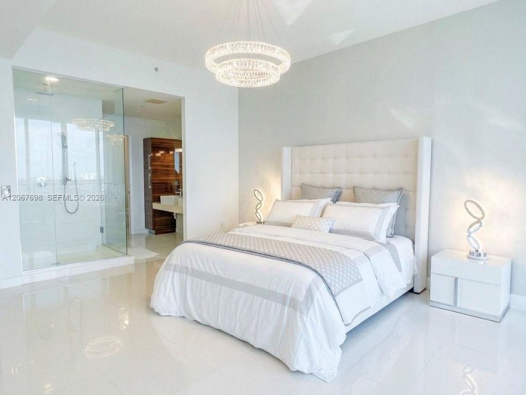 2020 N Bayshore Dr , Unit 2404, Miami, FL 33137 Photo