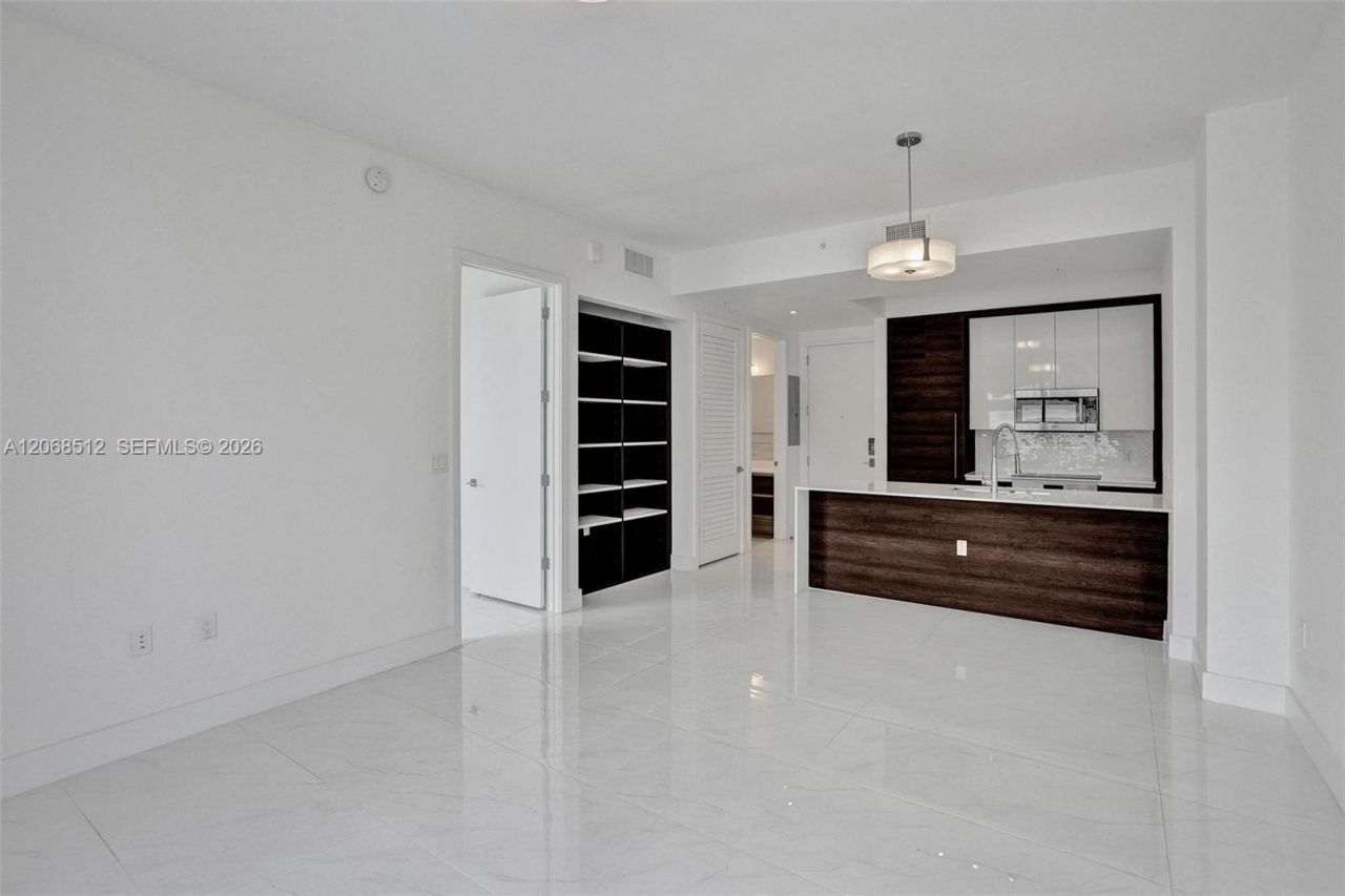 301 Altara Ave, Unit UPH1005, Coral Gables, FL 33146 Photo