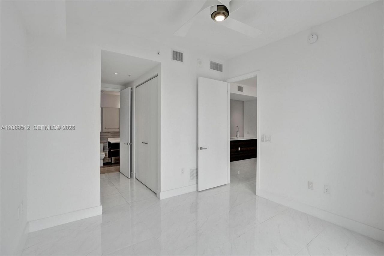 301 Altara Ave, Unit UPH1005, Coral Gables, FL 33146 Photo