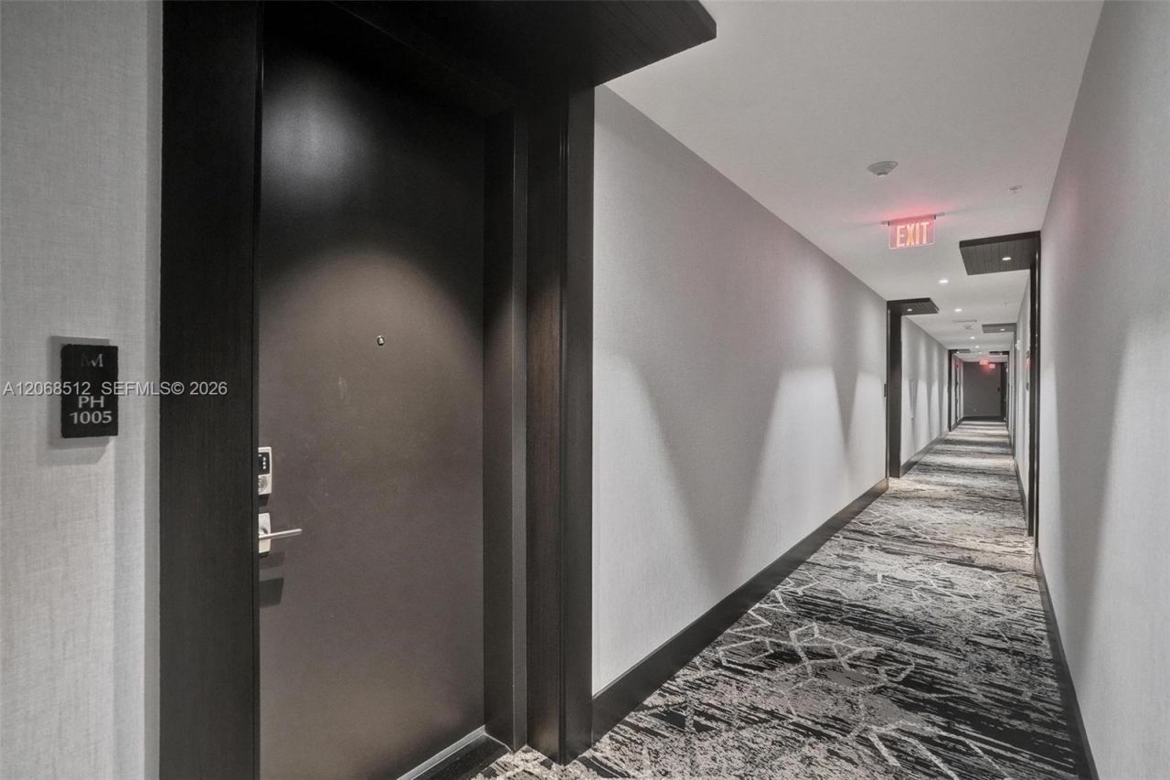 301 Altara Ave, Unit UPH1005, Coral Gables, FL 33146 Photo