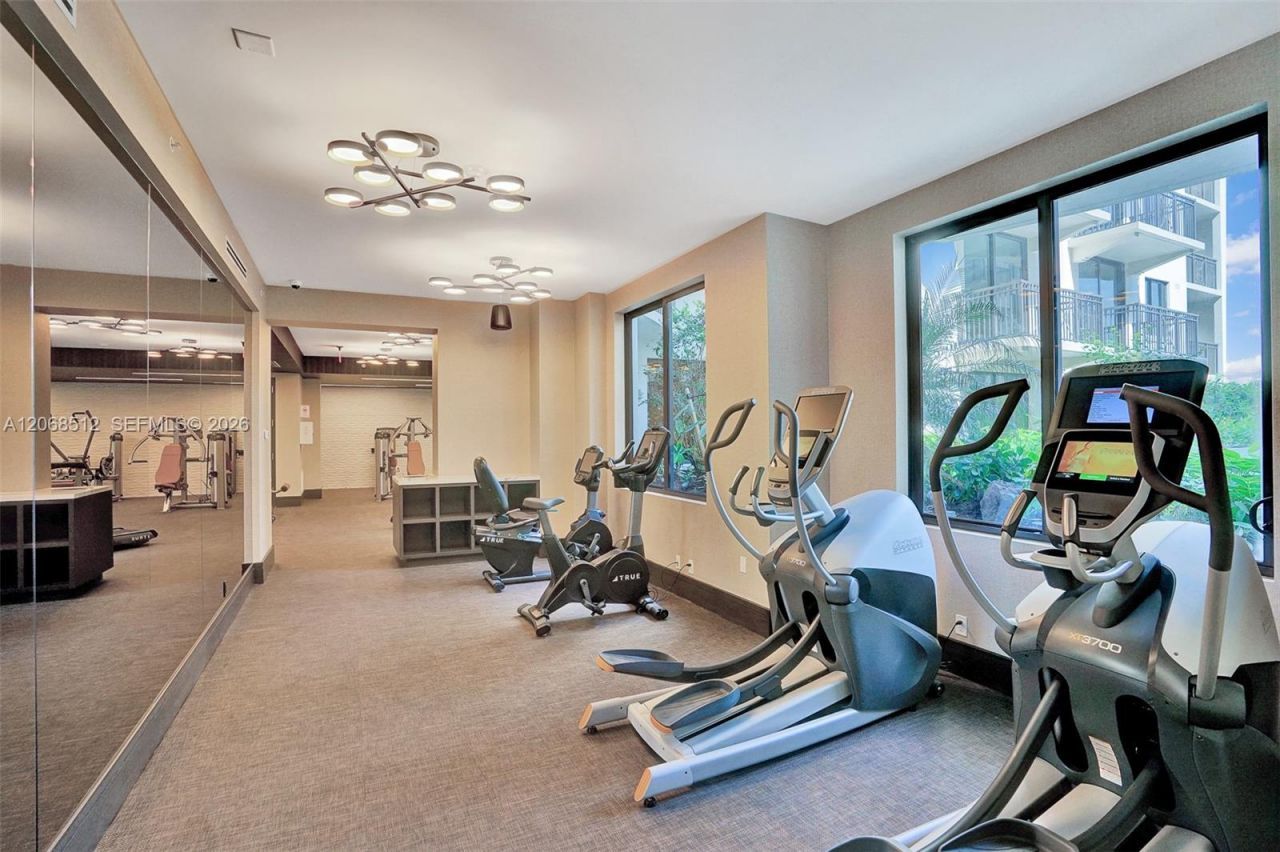 301 Altara Ave, Unit UPH1005, Coral Gables, FL 33146 Photo
