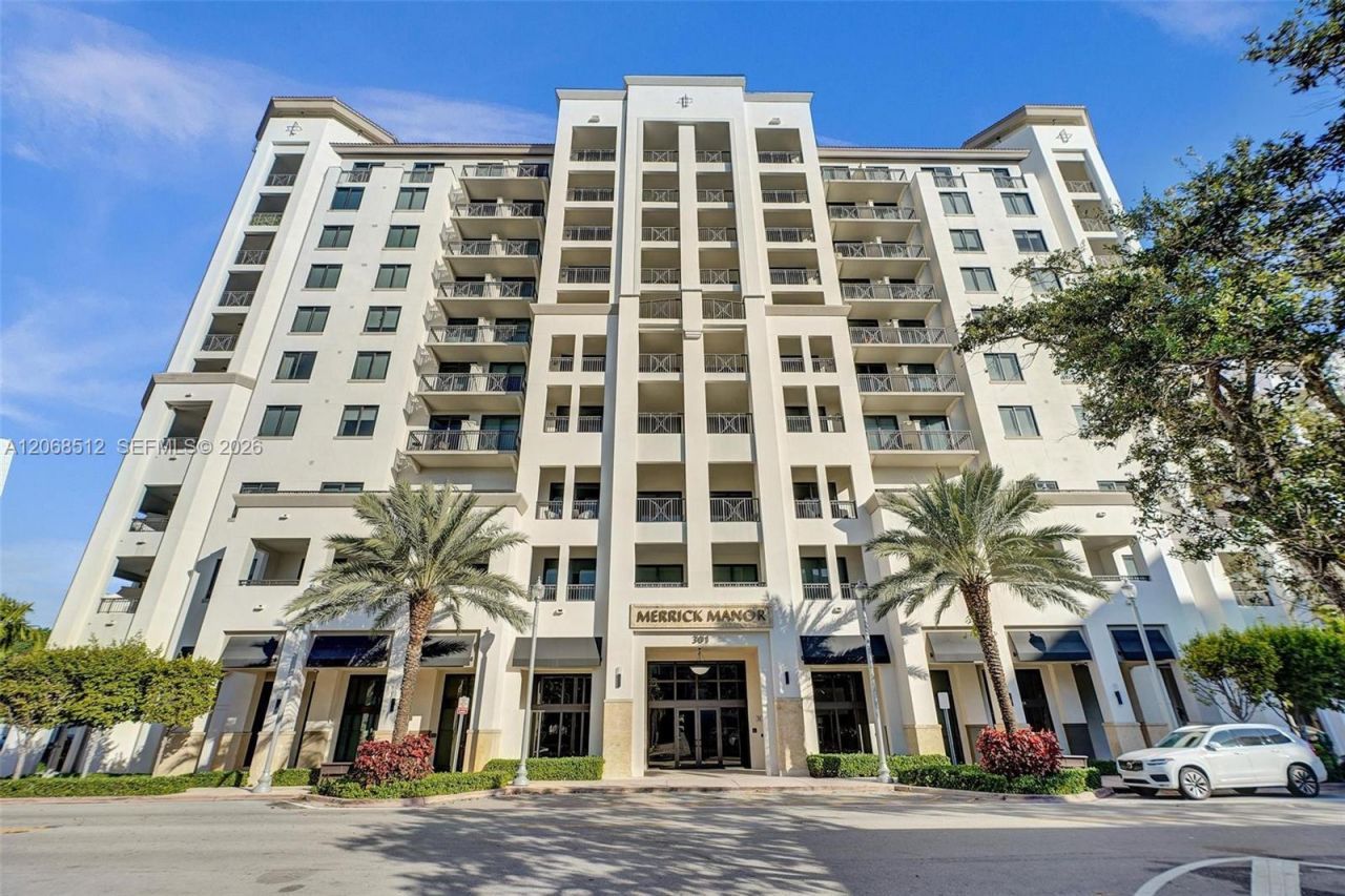 301 Altara Ave, Unit UPH1005, Coral Gables, FL 33146 Photo