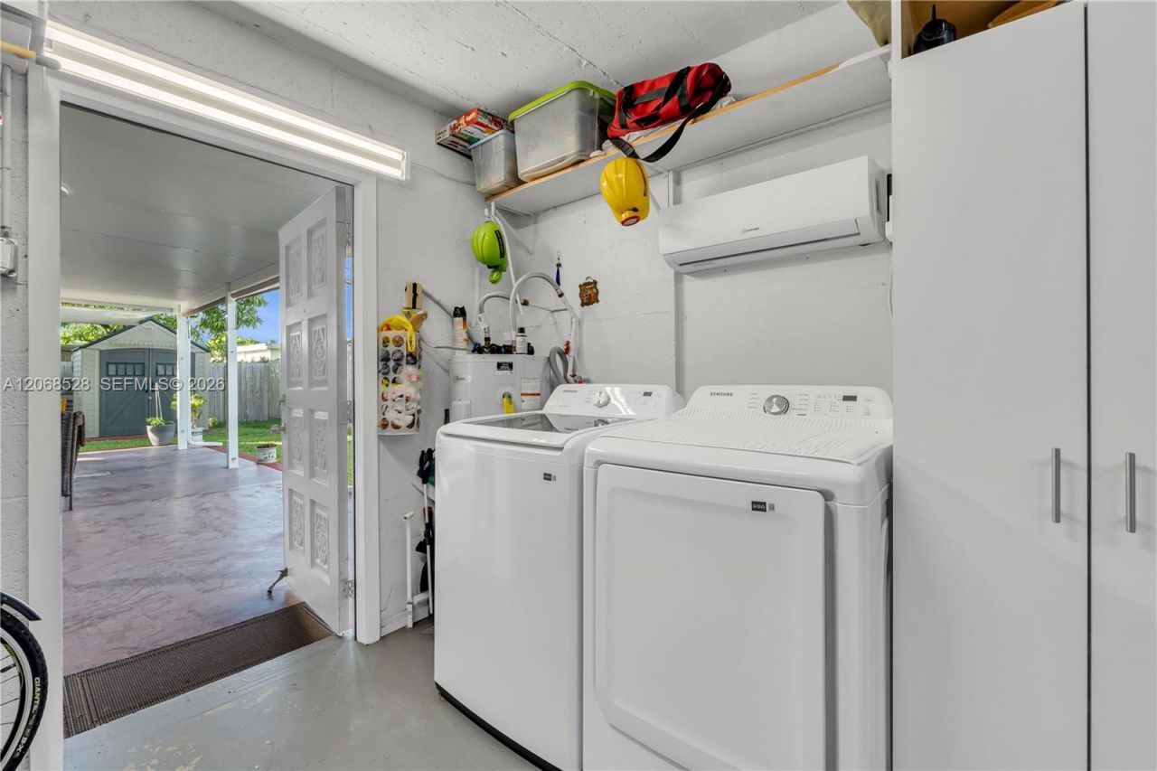 4275 SW 87th Ave, Miami, FL 33165 Photo
