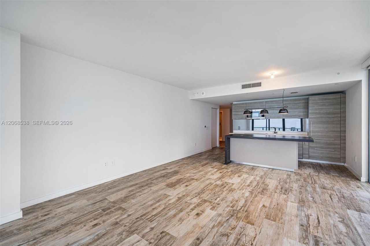 650 NE 32nd St, Unit 4407, Miami, FL 33137 Photo