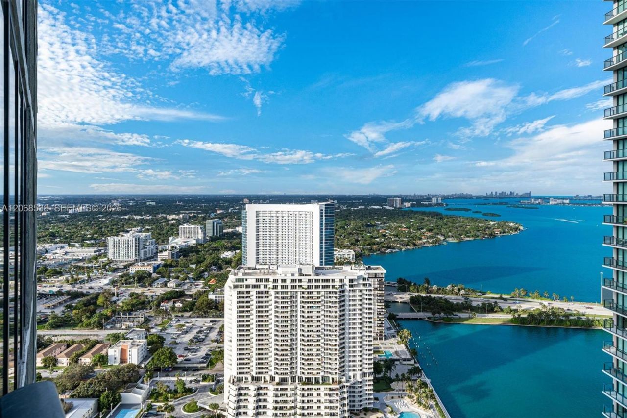 650 NE 32nd St, Unit 4407, Miami, FL 33137 Photo