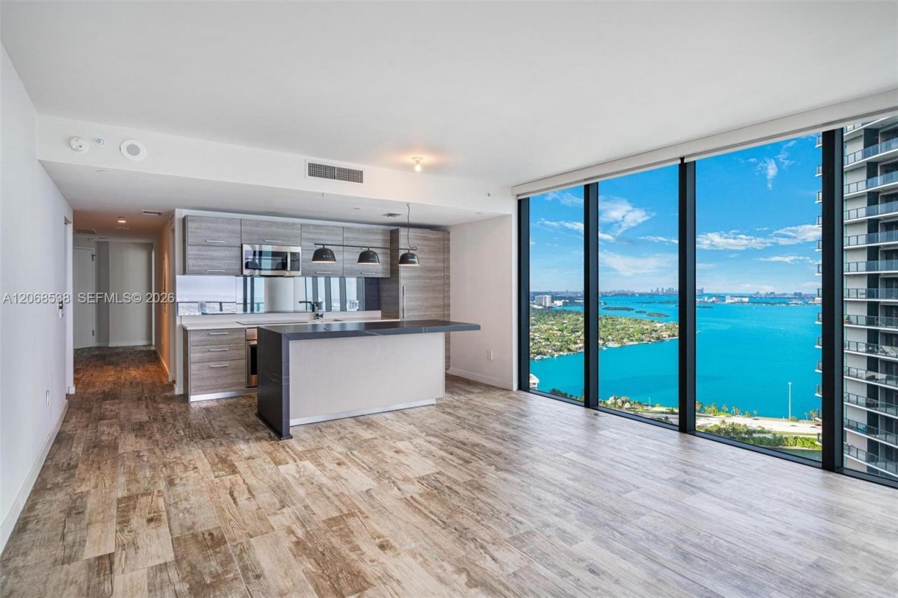 650 NE 32nd St, Unit 4407, Miami, FL 33137 Photo