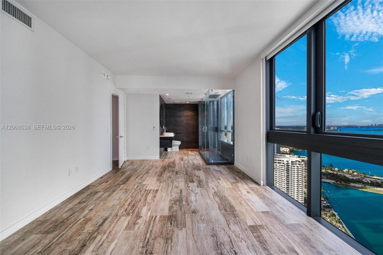 650 NE 32nd St, Unit 4407, Miami, FL 33137 Photo